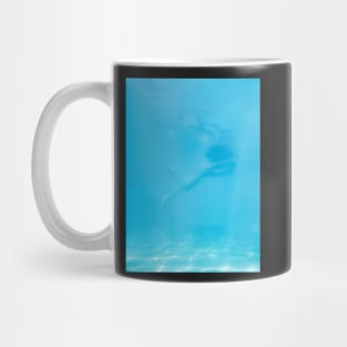 Pretty Woman Swimming Unterwater Mug